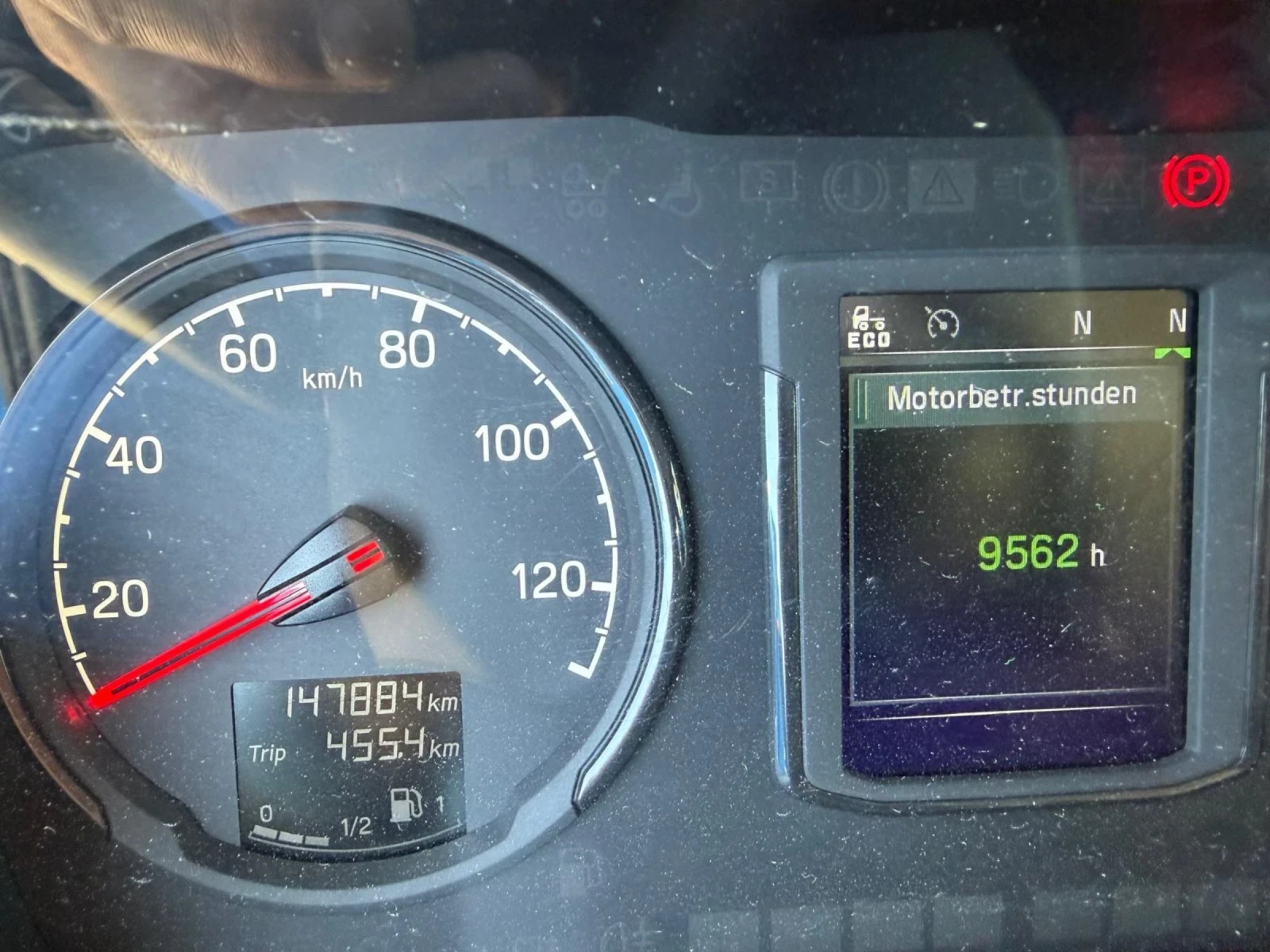 Scania P 310 EURO 6 НА МЕТАН Сметосъбирач, снимка 7 - Камиони - 55103143