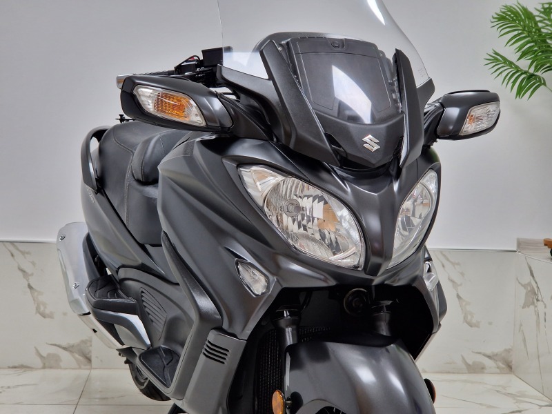 Suzuki Burgman 650/EXECUTIVE PLUS/FULL/ЛИЗИНГ, снимка 2 - Мотоциклети и мототехника - 46464019
