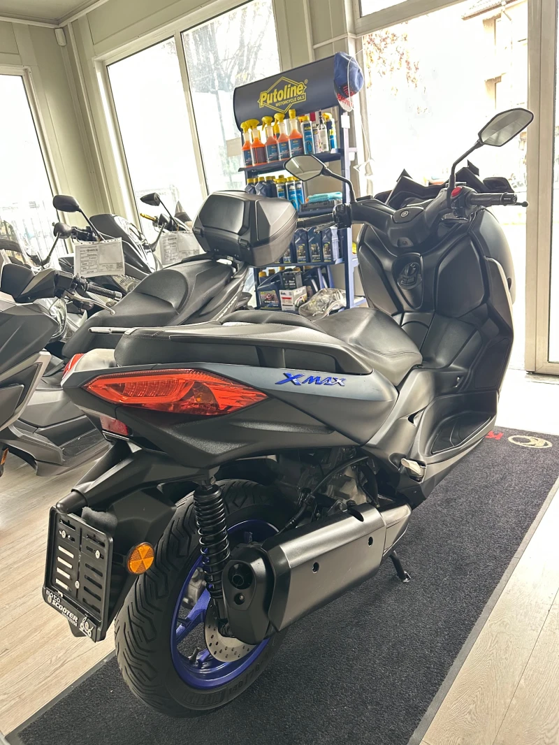 Yamaha X-max 300i 2023г. ABS/TC/LED, снимка 9 - Мотоциклети и мототехника - 52291636