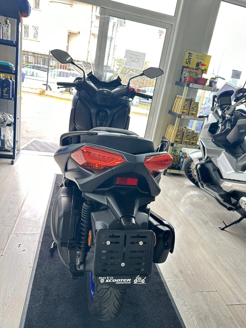 Yamaha X-max 300i 2023г. ABS/TC/LED, снимка 14 - Мотоциклети и мототехника - 52291636