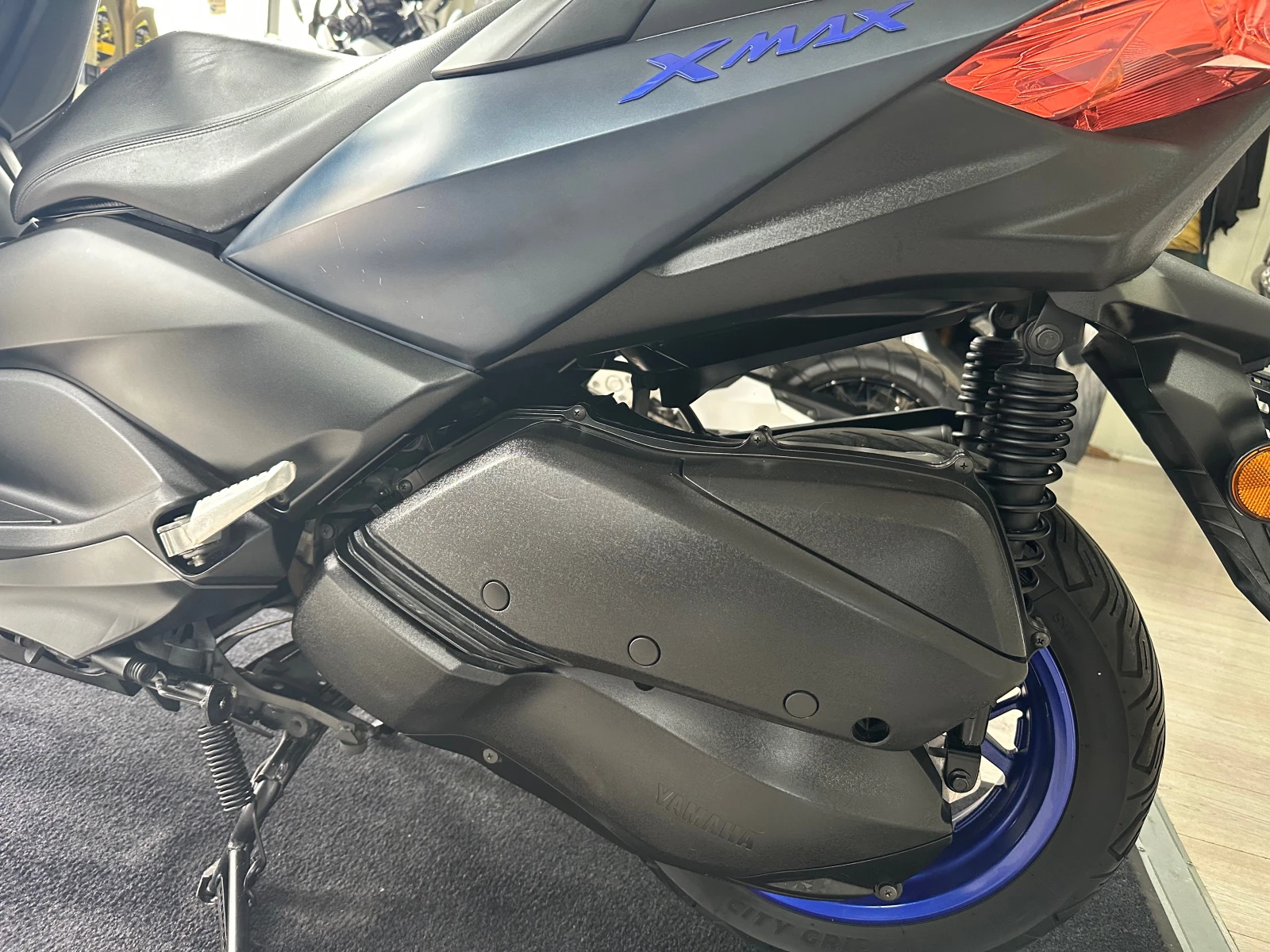 Yamaha X-max 300i 2023. ABS/TC/LED | Mobile.bg   12