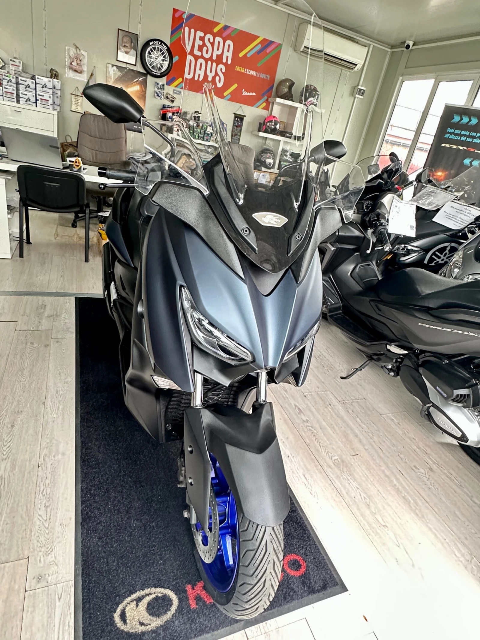 Yamaha X-max 300i 2023. ABS/TC/LED | Mobile.bg   13