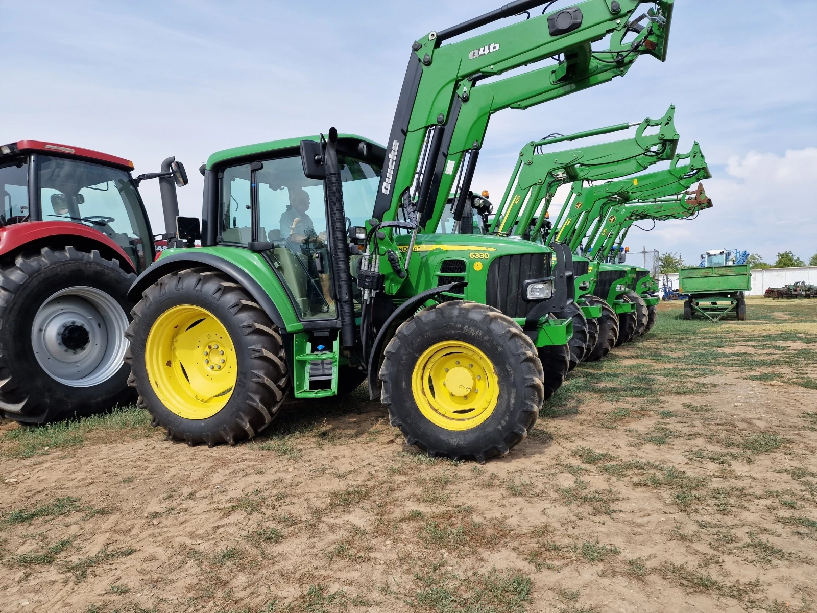 Трактор John Deere 6330 - Фадрома - изображение 2