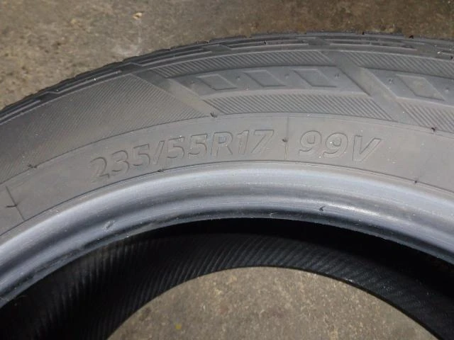 Гуми Всесезонни 235/55R17, снимка 10 - Гуми и джанти - 11107207