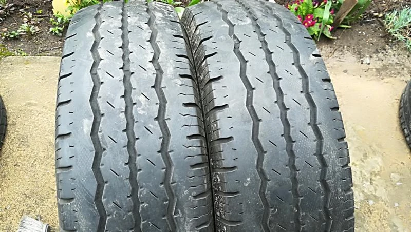 Гуми Летни 215/75R16, снимка 1 - Гуми и джанти - 25086374