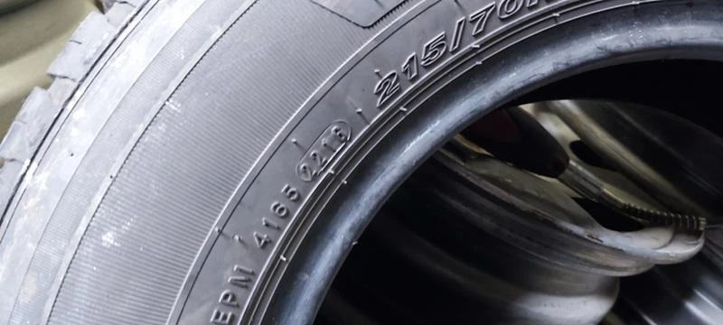 Гуми Летни 215/70R15, снимка 8 - Гуми и джанти - 35136986