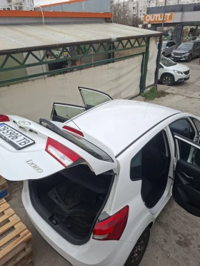Hyundai Ix20, снимка 12