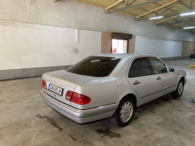 Mercedes-Benz E 250, снимка 4