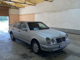 Mercedes-Benz E 250, снимка 2