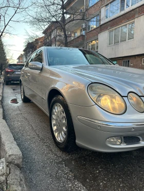 Mercedes-Benz E 320, снимка 1