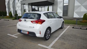 Toyota Auris 1.8i hybrid всички екстри за модела 100000км.!!!!! - 18500 лв. - 54354172 4