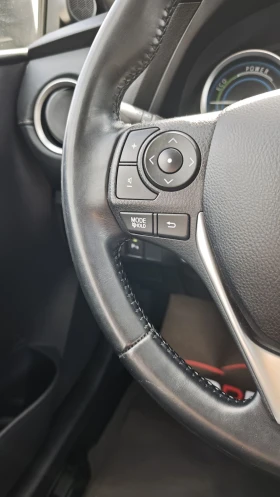 Toyota Auris 1.8i hybrid всички екстри за модела 100000км.!!!!! - 18500 лв. - 54354172 16