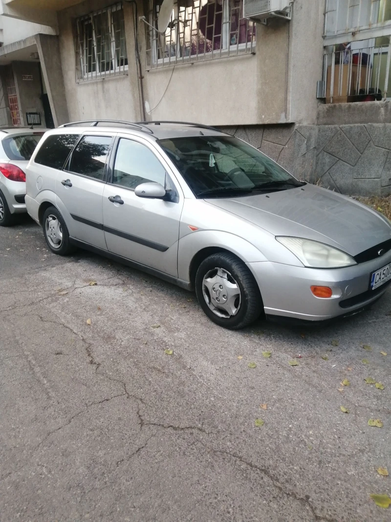 Ford Focus Комби, снимка 2 - Автомобили и джипове - 45713689