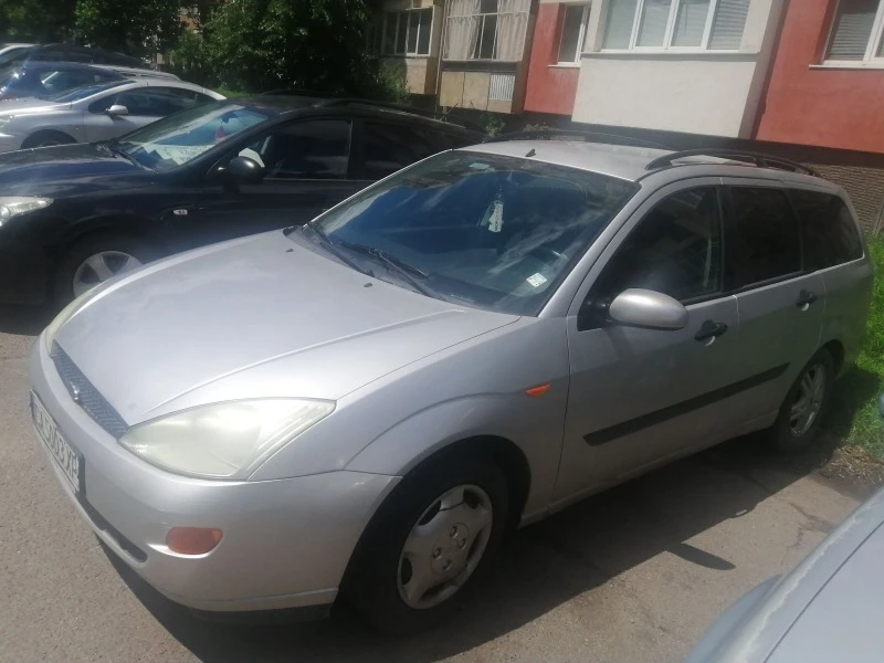 Ford Focus Комби, снимка 10 - Автомобили и джипове - 45713689