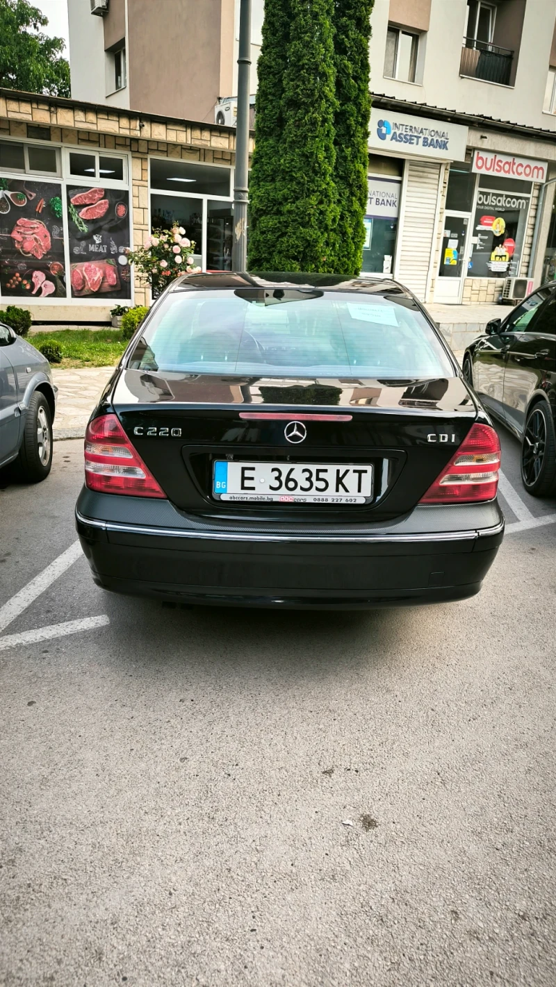 Mercedes-Benz C 220 Sport edition, снимка 4 - Автомобили и джипове - 46969916