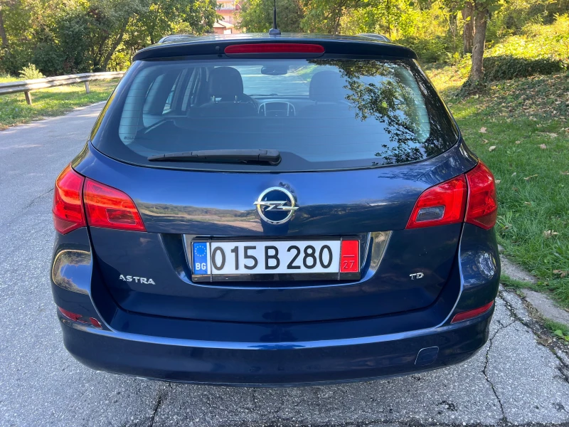 Opel Astra 1.7 CDTi/125p.s-EURO 5, снимка 6 - Автомобили и джипове - 47570468