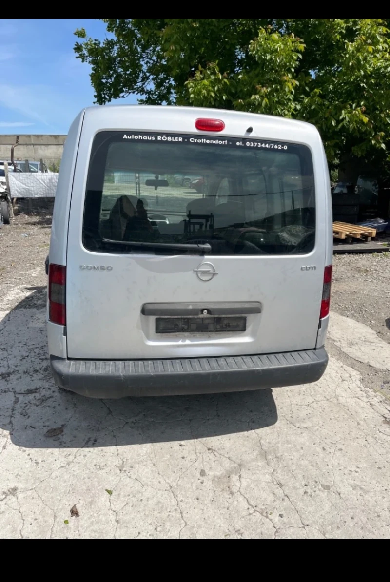 Opel Combo 1.3cdti, снимка 4 - Автомобили и джипове - 47846542