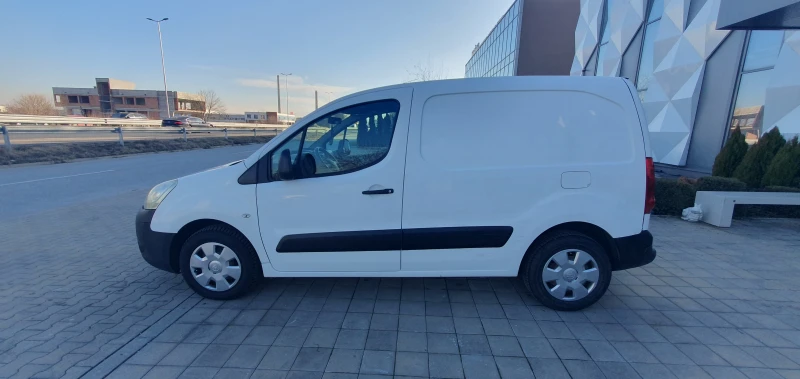 Citroen Berlingo 1.6D, снимка 2 - Автомобили и джипове - 48619809