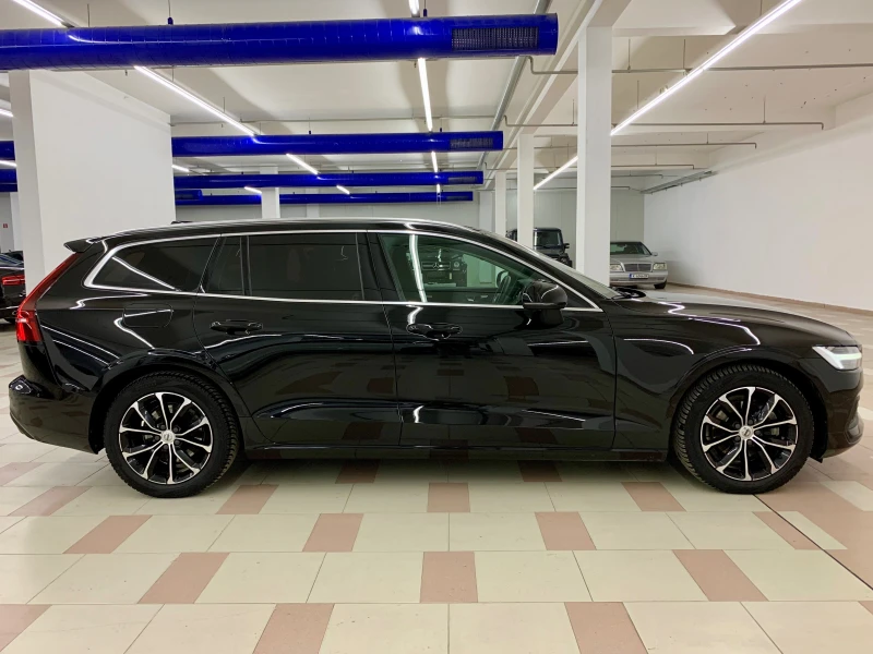 Volvo V60 2.0d D3, снимка 8 - Автомобили и джипове - 49325129