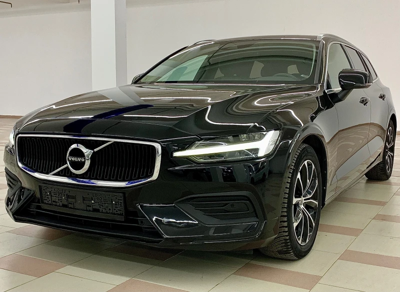 Volvo V60 2.0d D3, снимка 1 - Автомобили и джипове - 49325129