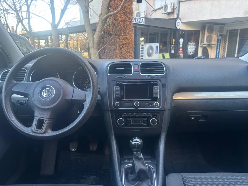 VW Golf, снимка 17 - Автомобили и джипове - 49391107