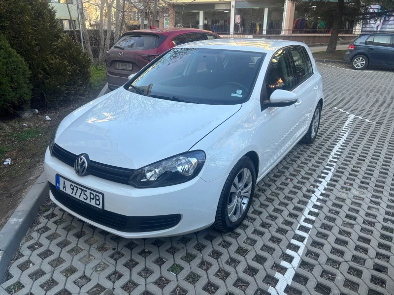 VW Golf, снимка 1 - Автомобили и джипове - 49391107