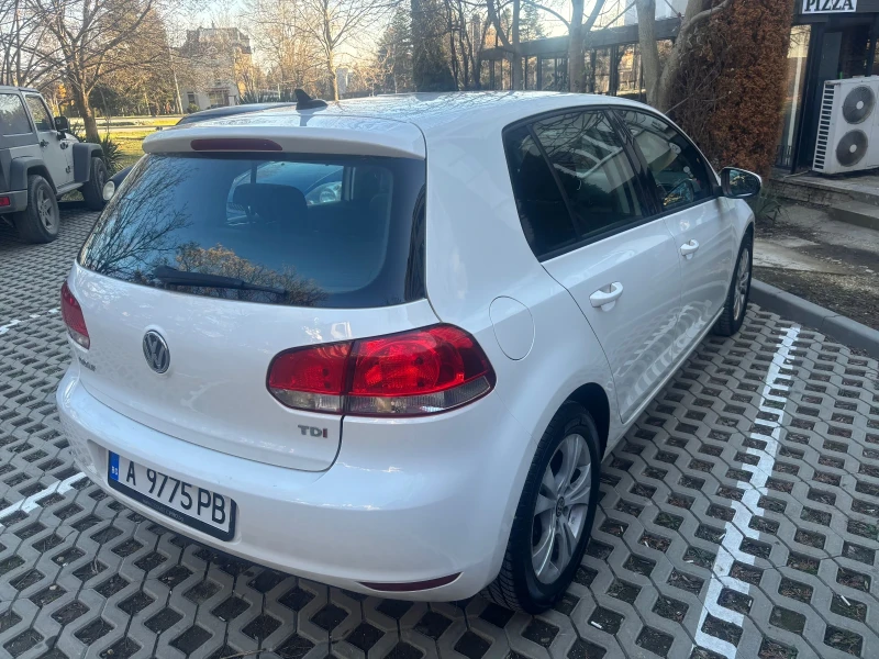 VW Golf, снимка 4 - Автомобили и джипове - 49391107