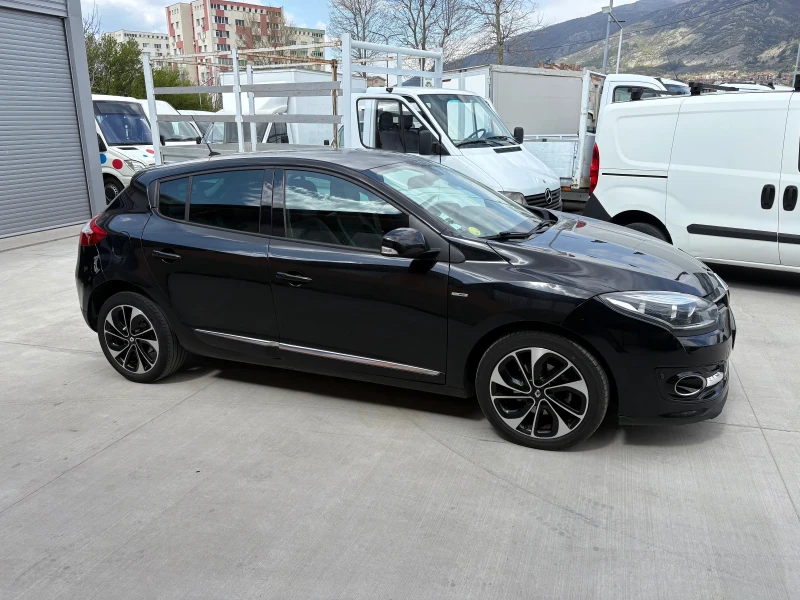 Renault Megane 1.6 DCI BOSE , снимка 2 - Автомобили и джипове - 49825502