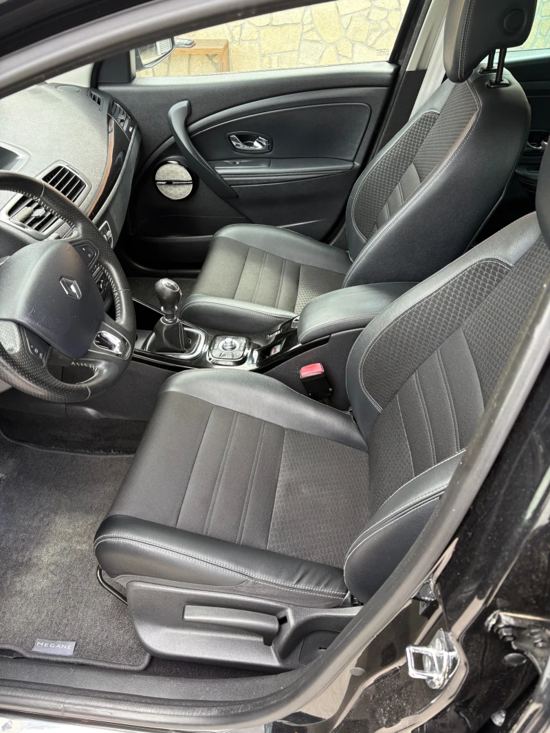 Renault Megane 1.6 DCI BOSE , снимка 7 - Автомобили и джипове - 49825502