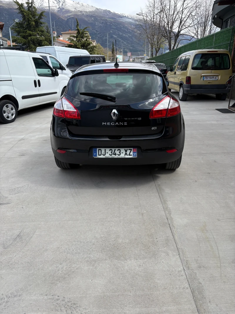 Renault Megane 1.6 DCI BOSE , снимка 3 - Автомобили и джипове - 49825502