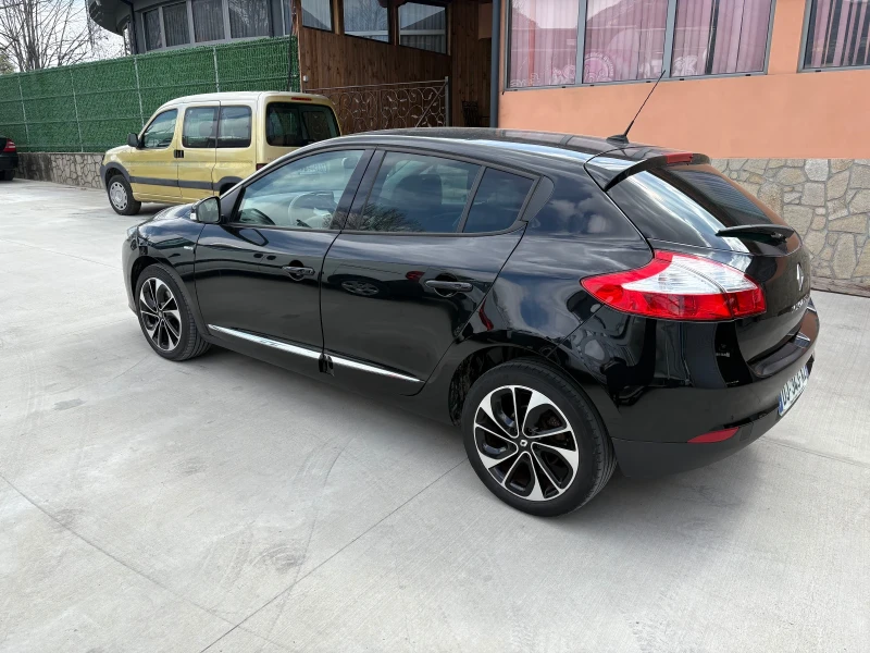 Renault Megane 1.6 DCI BOSE , снимка 4 - Автомобили и джипове - 49825502