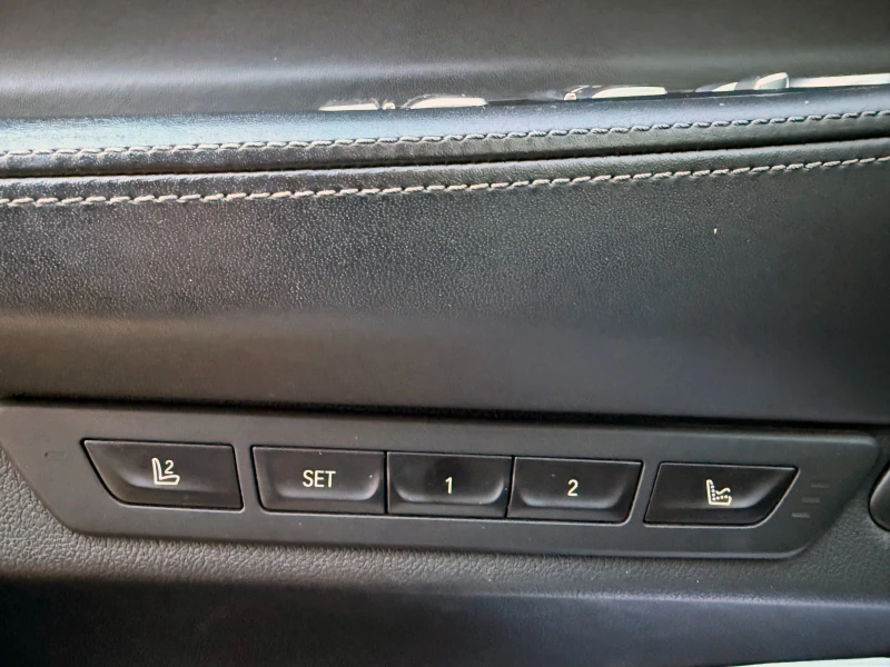 BMW 730 * Гаранционен! * xDrive 30d * M Sport * Laser * , снимка 17 - Автомобили и джипове - 51762661