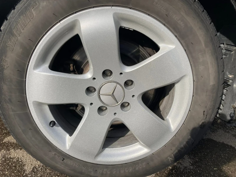 Mercedes-Benz E 270 2, 7 cdi 177 к.с, снимка 6 - Автомобили и джипове - 52419573