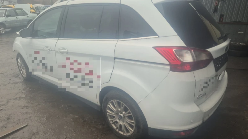 Ford C-max 1.6 TDCI, снимка 7 - Автомобили и джипове - 53284981