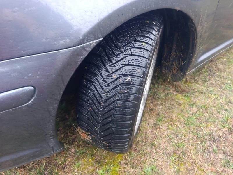 Toyota Avensis, снимка 5 - Автомобили и джипове - 53332688