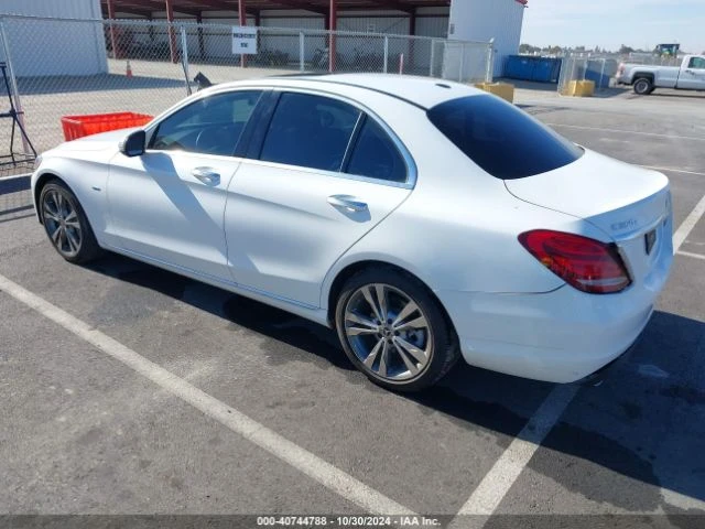 Mercedes-Benz C 300 e, снимка 3 - Автомобили и джипове - 48075098