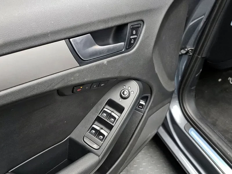 Audi A4, снимка 17 - Автомобили и джипове - 52490192