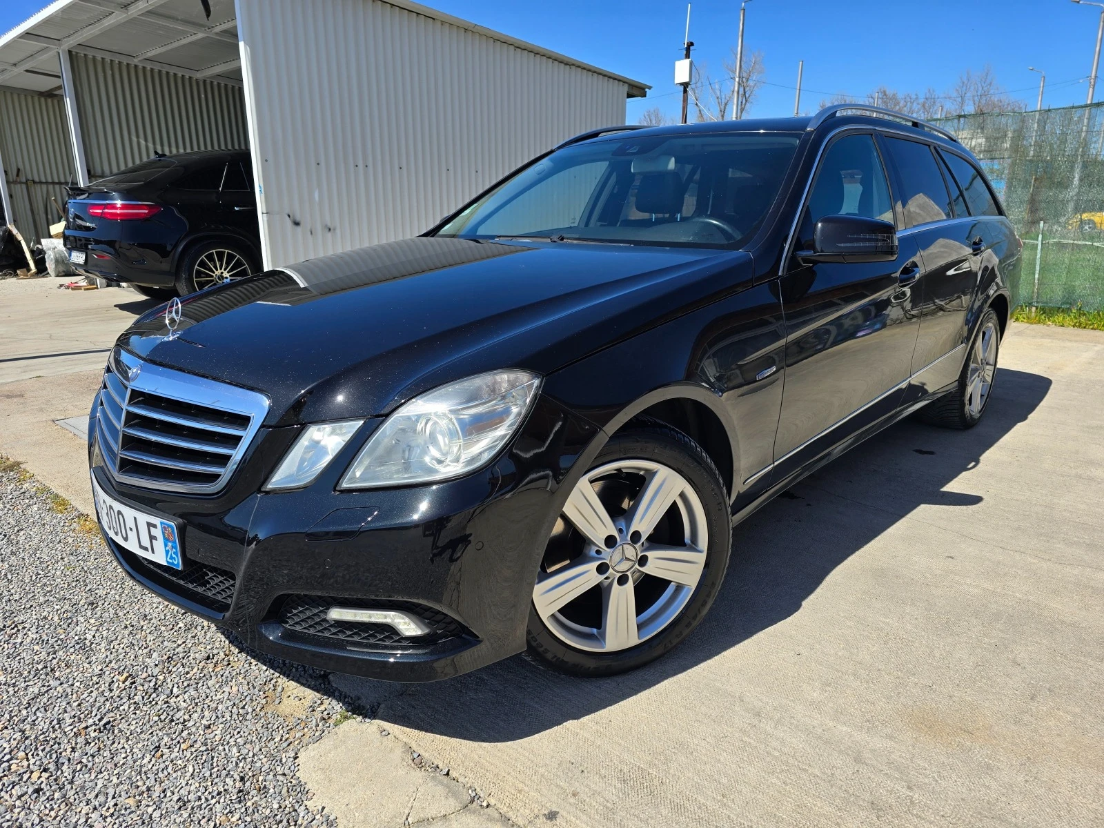 Mercedes-Benz E 350 AVANTGARDE * KAMERA* ПОДГРЕВ  - [1] 