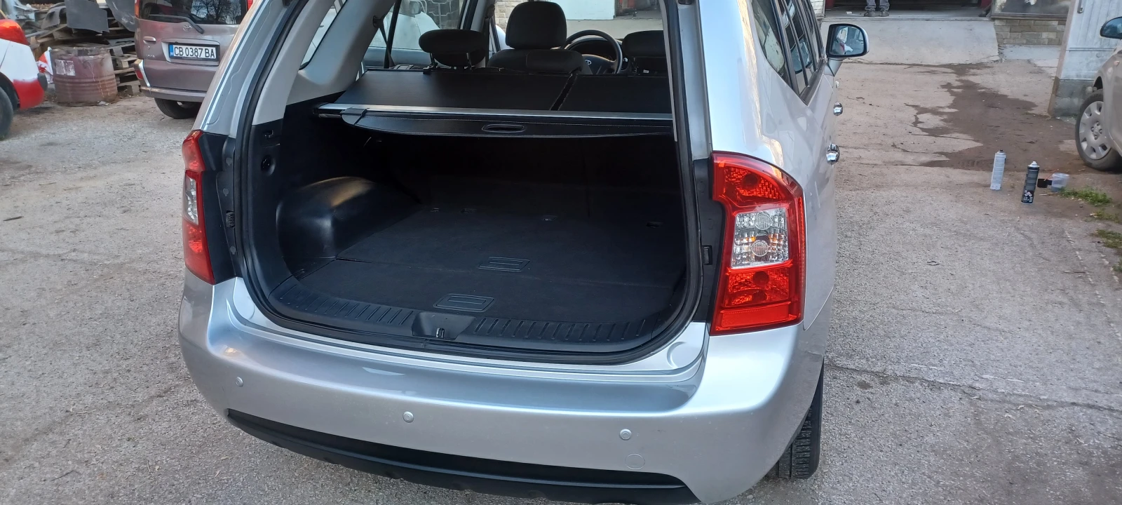 Kia Carens 2, 0 Benzin 144кс. | Mobile.bg — изображение 14