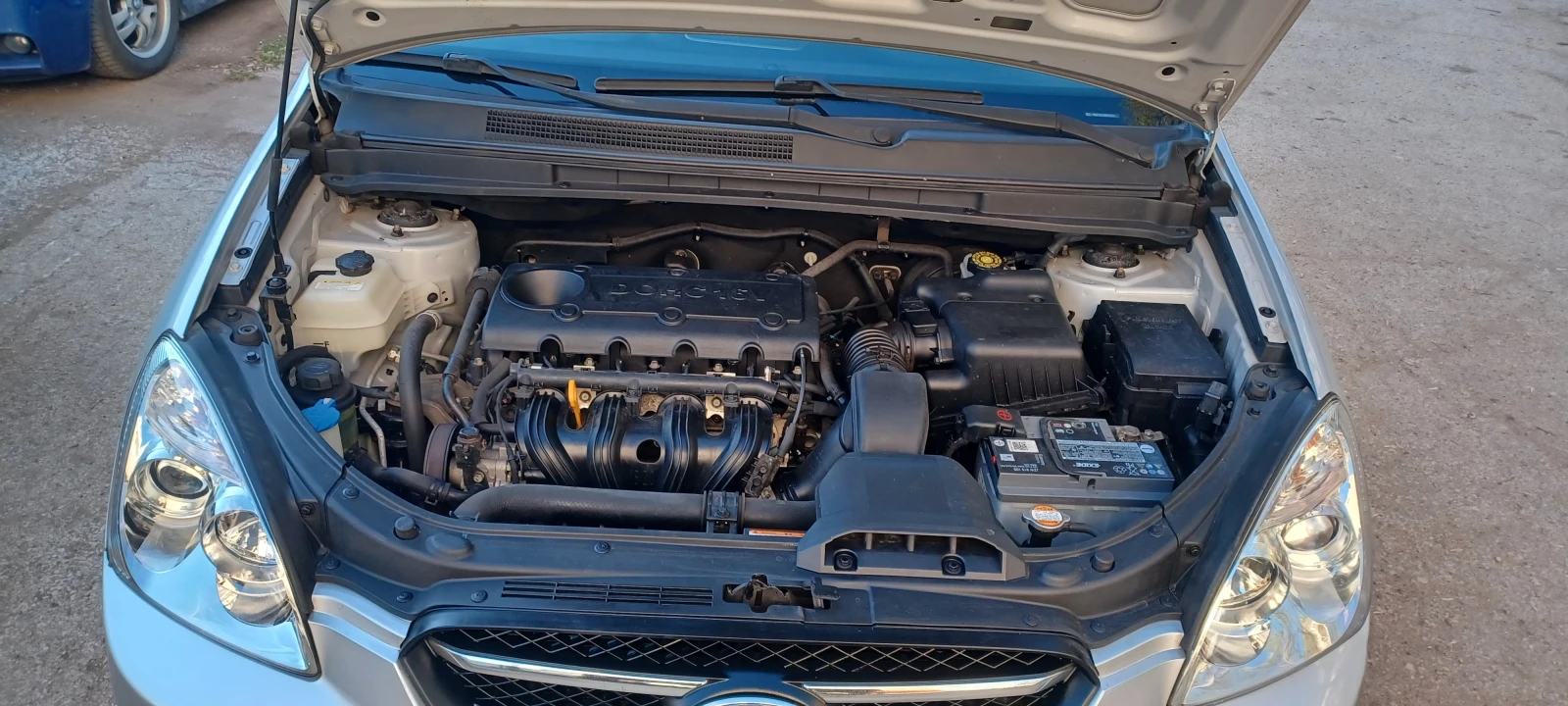 Kia Carens 2, 0 Benzin 144кс. | Mobile.bg — изображение 13