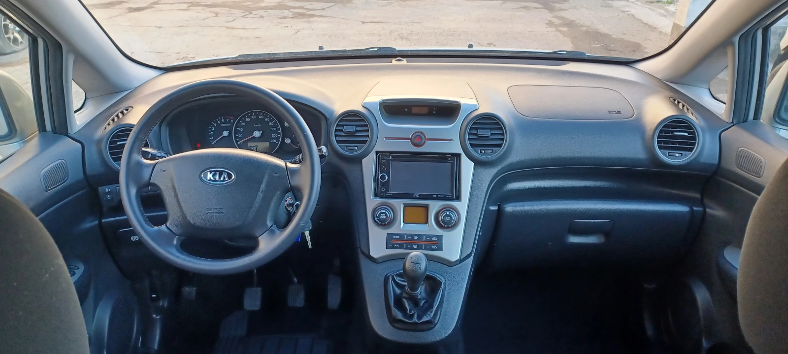 Kia Carens 2, 0 Benzin 144кс. | Mobile.bg — изображение 11