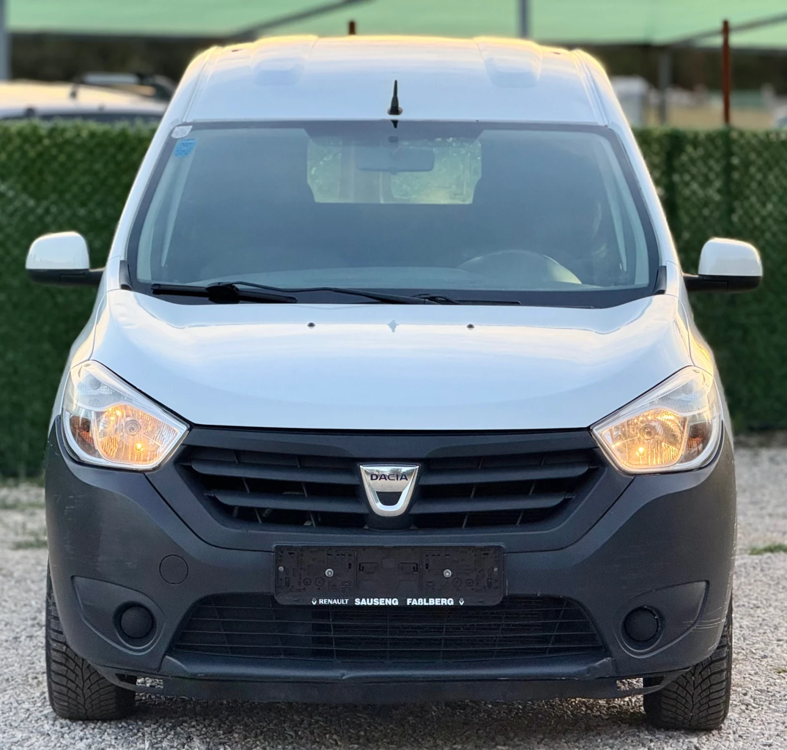 Dacia Dokker 1.6i  | Mobile.bg   2