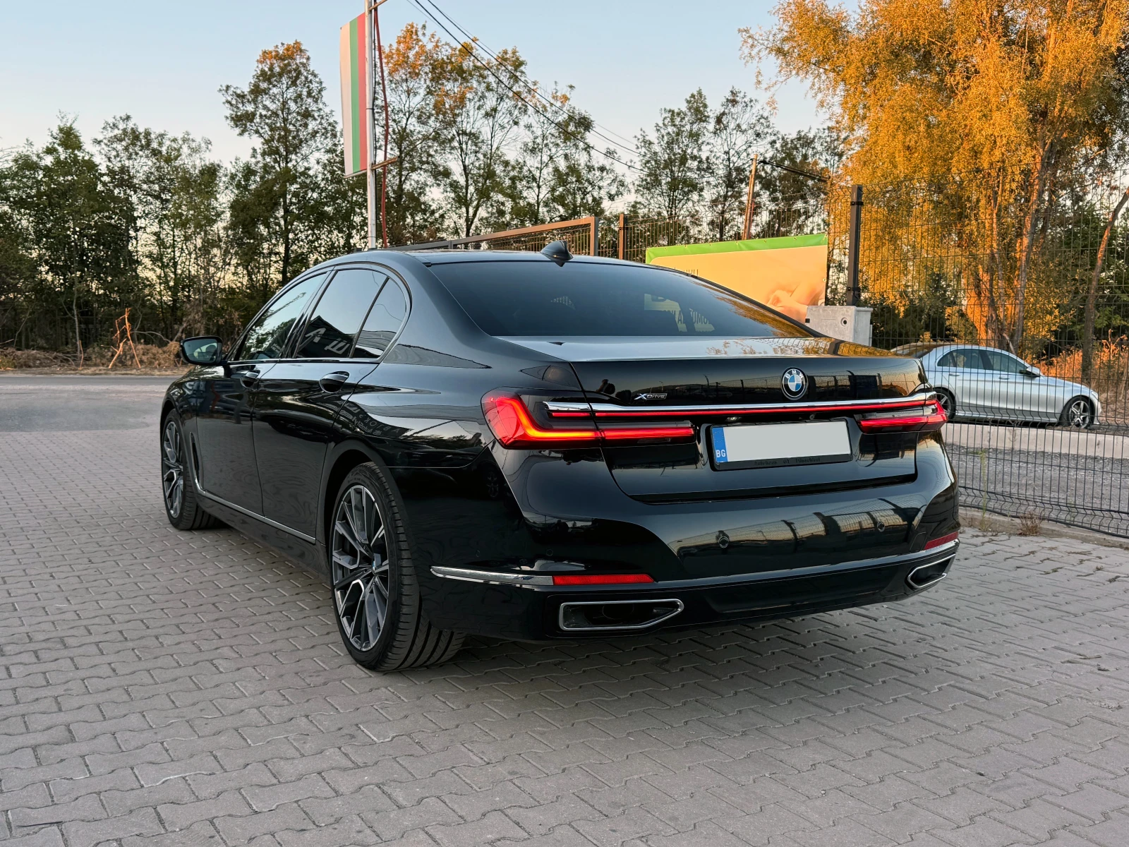 BMW 730 * Гаранционен! * xDrive 30d * M Sport * Laser *  - изображение 6