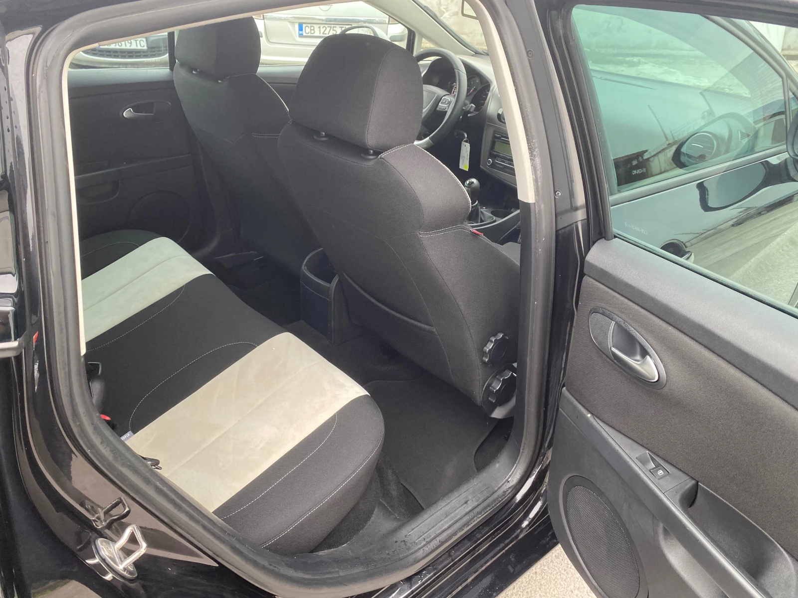 Seat Leon 2.0TDI FR EURO5 - изображение 10