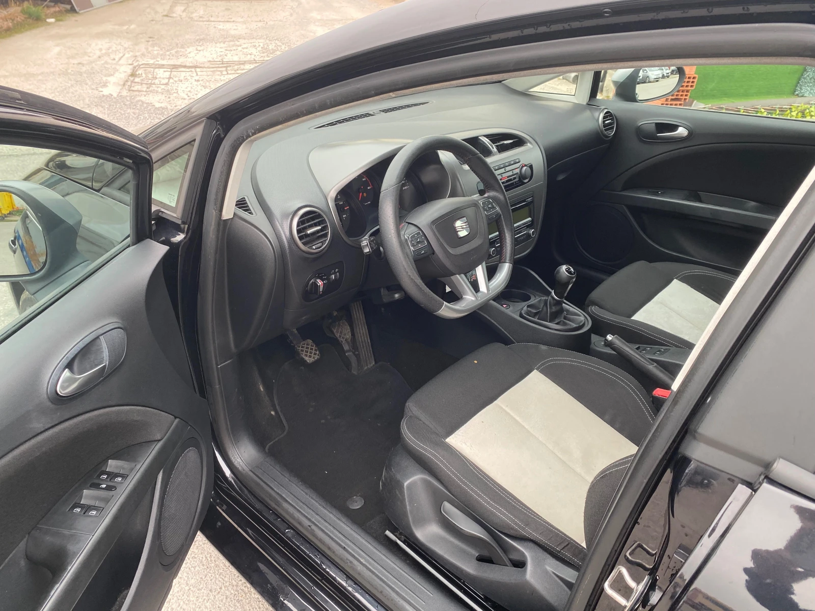 Seat Leon 2.0TDI FR EURO5 - изображение 7