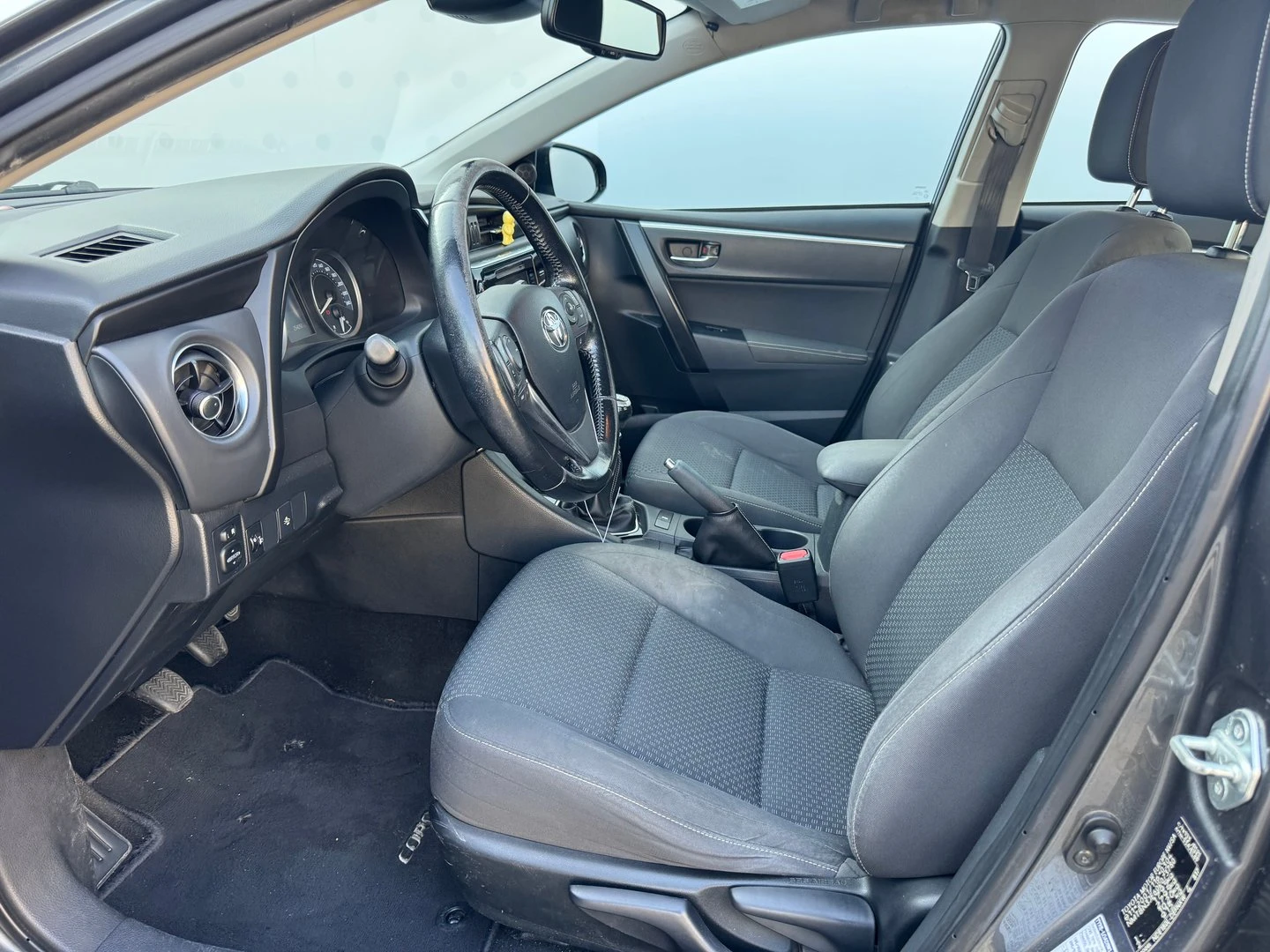 Toyota Corolla Executive | Mobile.bg   5