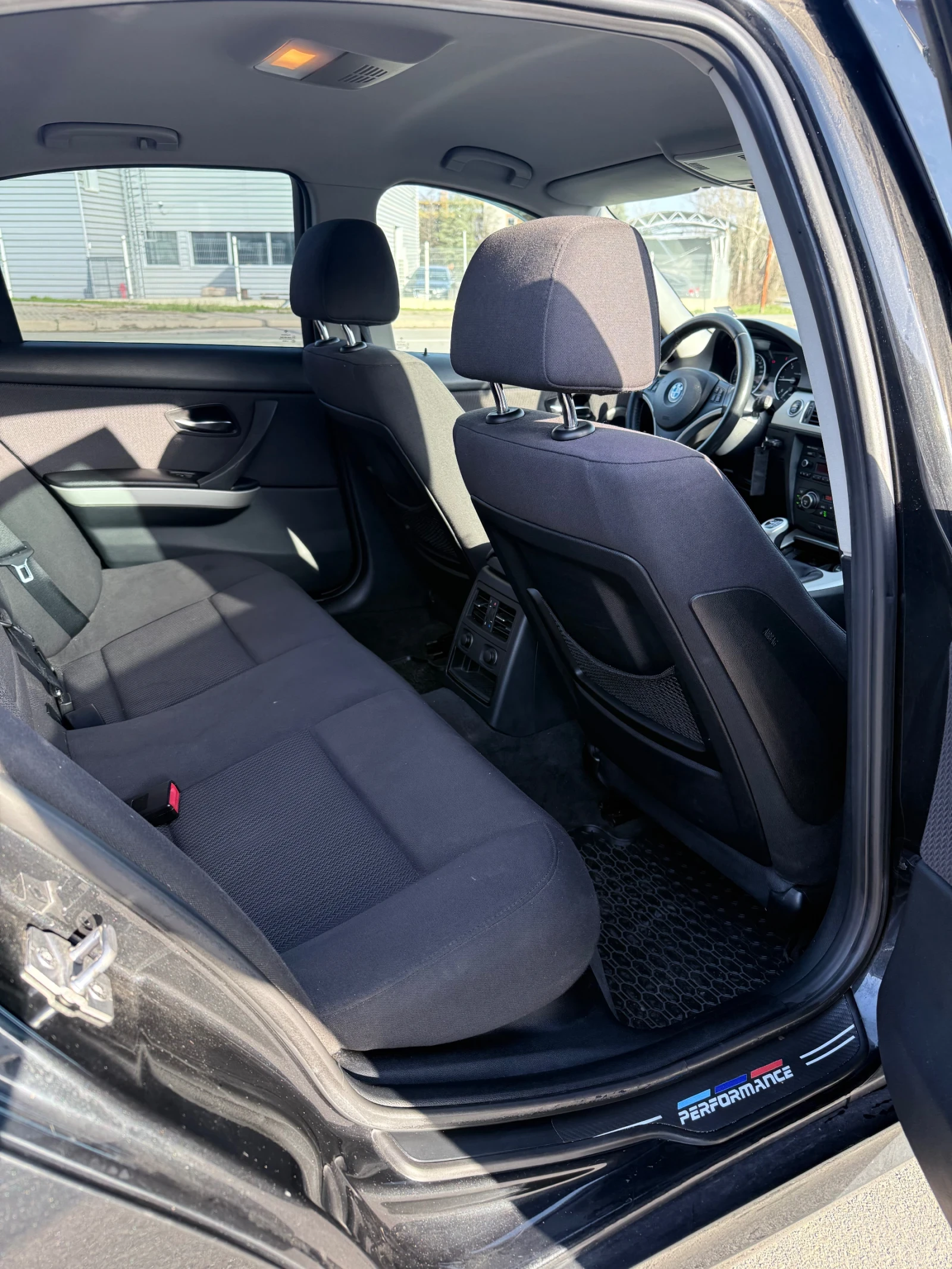 BMW 318  - изображение 10