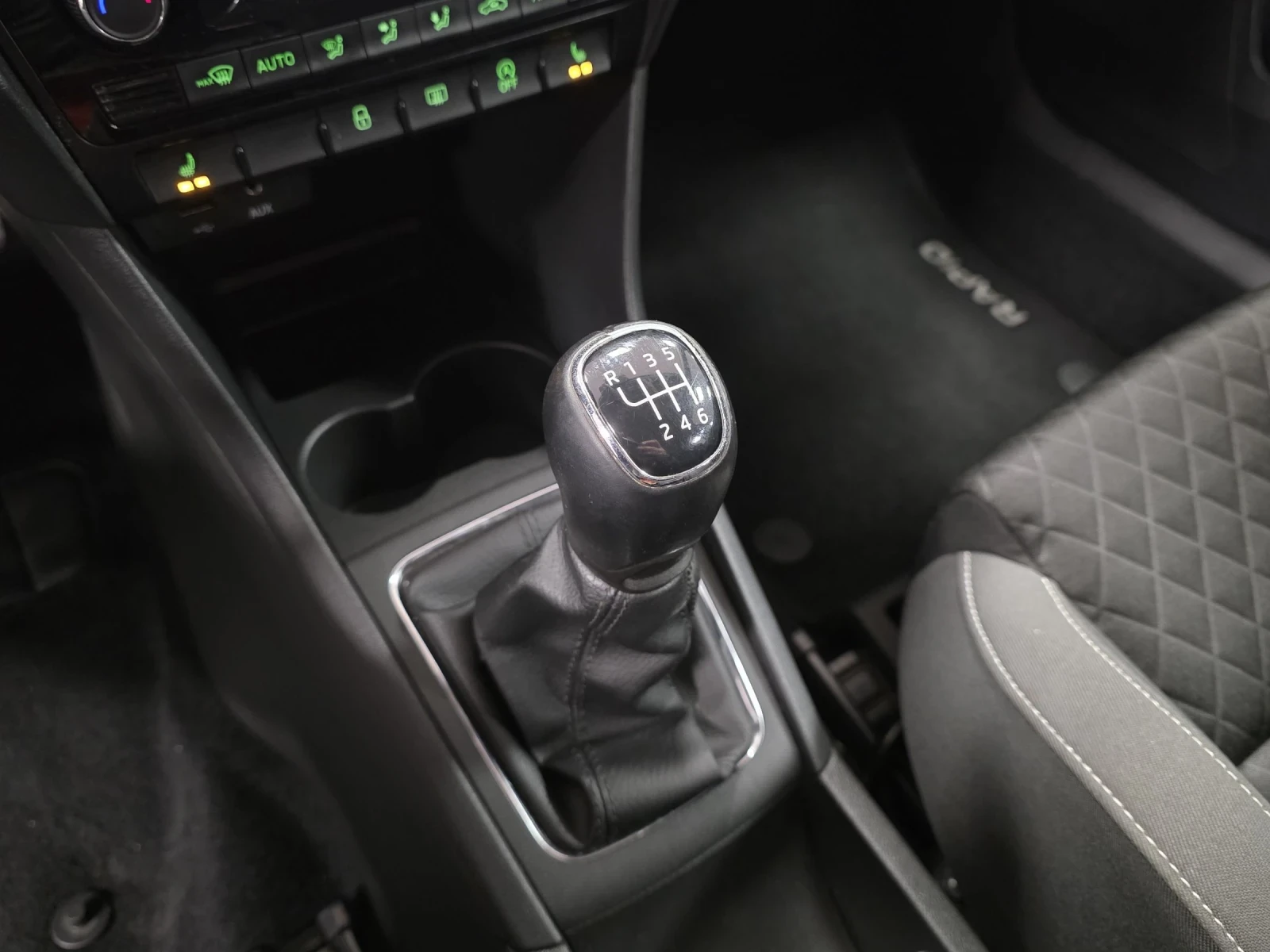 Skoda Rapid Liftback | Model 2017 | 1.0TSI 110 6M | Mobile.bg � ����������� 11