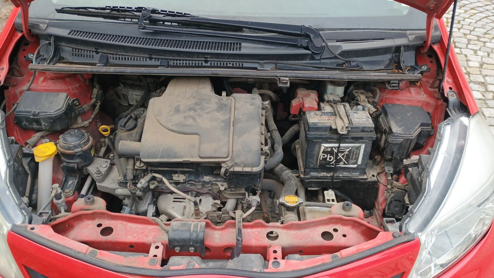 Toyota Yaris Товарен - изображение 4