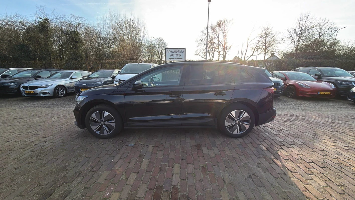 Skoda Enyaq 60, снимка 5 - Автомобили и джипове - 53858966